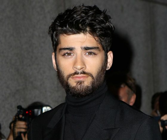 Зейн Малик не выступает в Великобритании из-за неуверенности в себе!