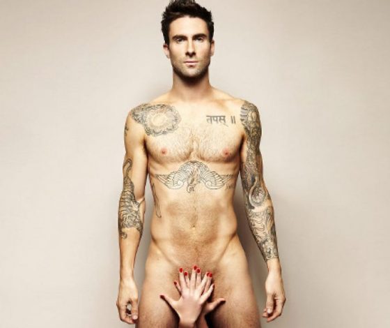 Топ-19 голых знаменитостей в рекламных кампаниях