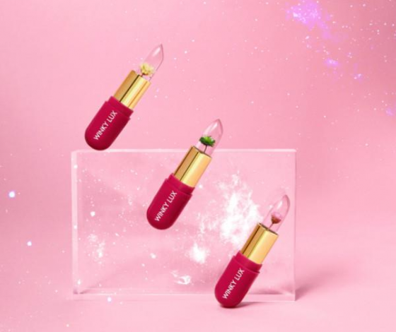 Бальзам для губ с цветком внутри. Где такой купить?