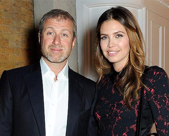 Совместные выходы Романа Абрамовича и Даши Жуковой: как это было