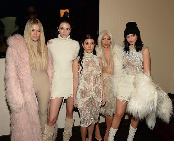 Новая эра: кто теперь стилизует семейство Карадашьян?