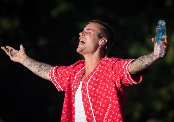 Похоже, Джастин Бибер больше не будет знакомиться в Интернете! Почему?