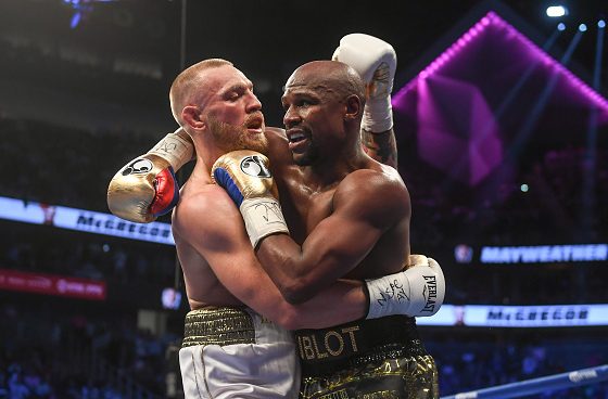 Макгрегор хвалит Мейвезера за отличный бой, а мы смеемся над мемами!