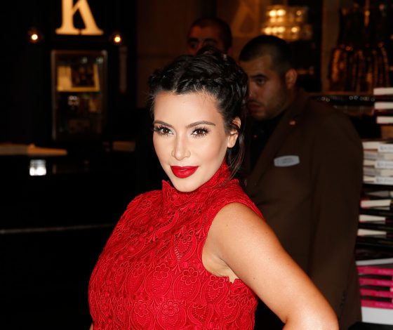 Американские социологи объяснили одновременную беременность девушек семейства Кардашьян-Дженнер!