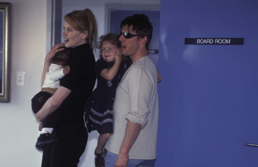 Николь Кидман и Том Круз с детьми Изабеллой и Коннором, 2000 год 