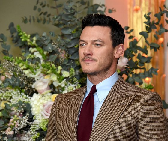 Новые отношения? Люк Эванс на ланче с Виктором Турпиным