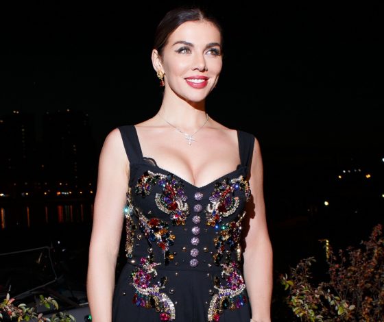 Анне Седоковой – 35! Вспоминаем 10 звезд с выдающейся грудью!