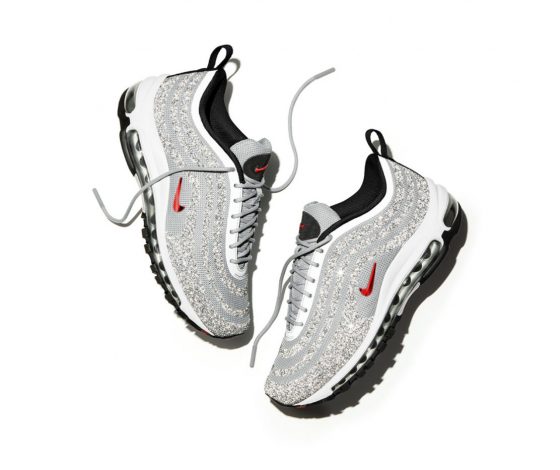 Вот Кэти Перри-то обрадуется!  Кроссовки Nike теперь полностью из кристаллов Swarovski