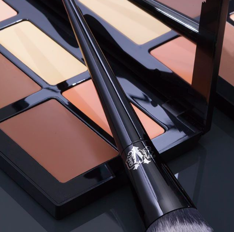 Информация для вегетарианок: теперь есть веганские кисти для макияжа!