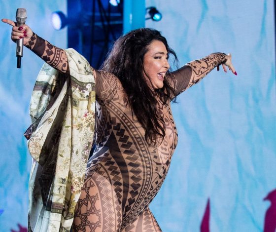 Лолита в комбинезоне, голая Бузова и Кожевникова с дредами: шокирующие выходы российских звезд в 2017