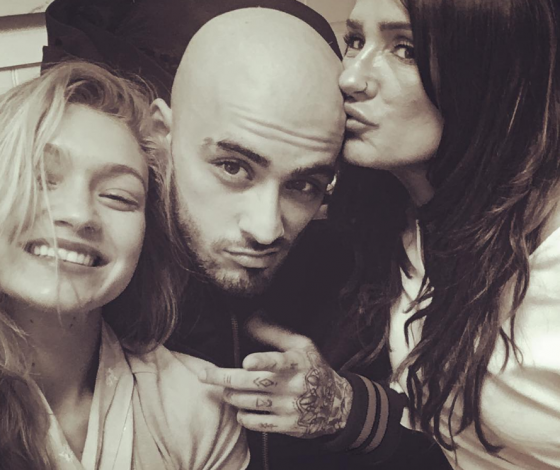 Неожиданно! Зейн Малик побрился налысо!