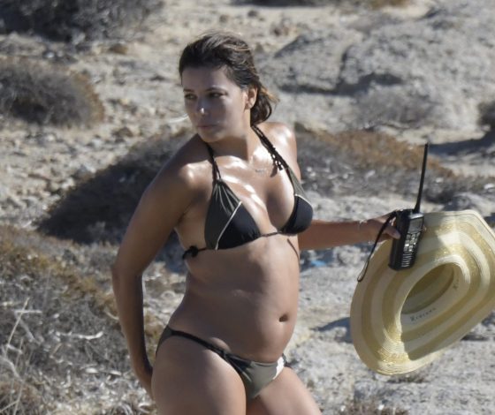 Ева, остановись! Очень располневшая Лонгория в купальнике