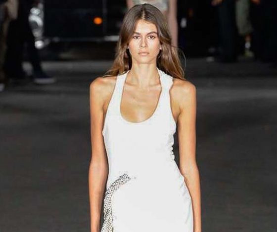 Шоу, ради которого перекрыли улицу Нью-Йорка: как прошёл показ Alexander Wang?