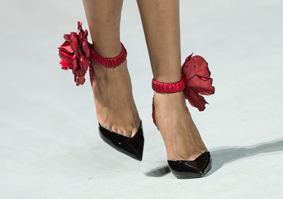 Самая модная обувь этой осенью: от ботфортов до босоножек