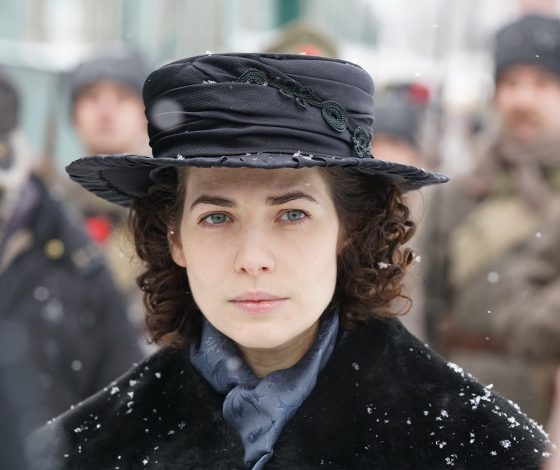 Юлия Снигирь и Аня Чиповская в трейлере сериала «Хождение по мукам»