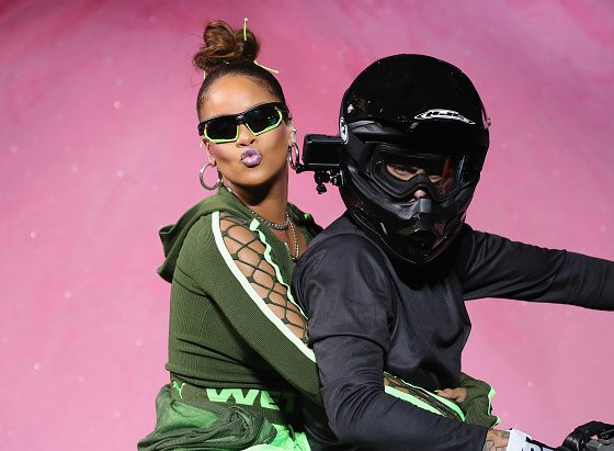 Рианна, Эшли Грэм и Адриана Лима на показе Fenty x Puma by Rihanna