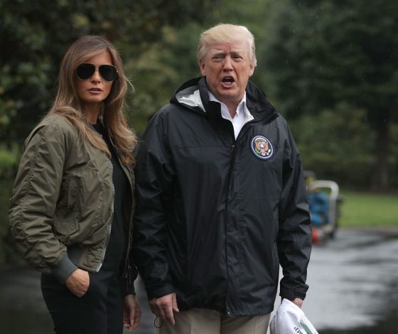 Долой платья! Мелания Трамп вышла почти в военной форме