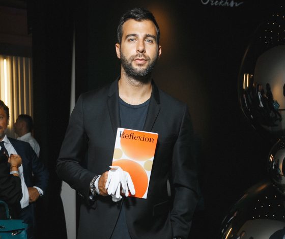 Иван Ургант, Андрей Малахов и Децл на закрытом показе ярмарки Cosmoscow