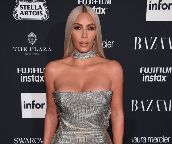 Ким Кардашьян, Селена Гомес и The Weeknd на вечеринке ICONS By Carine Roitfeld