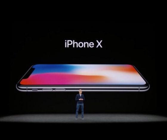 Как выглядят и сколько стоят iPhone 8 и iPhone X?