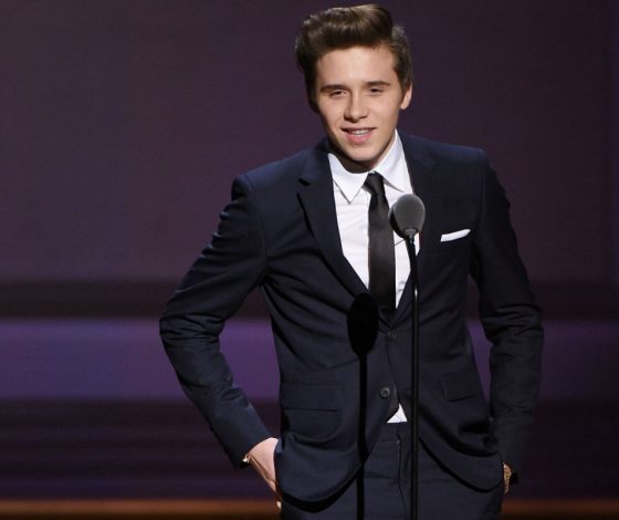 Настоящий романтик! Бруклин Бекхэм написал, что скучает по Хлое Морец в своем Instagram