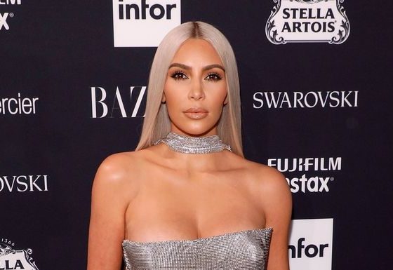 Это не парик! Ким Кардашьян действительно покрасилась!