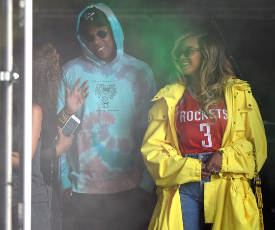 Идеальный мужчина! Джей Зи спел Бейонсе серенаду в честь дня рождения!