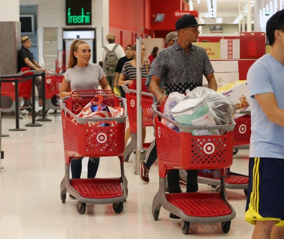 Плюс к карме: Джереми Микс и Хлоя Грин помогают жертвам урагана Харви