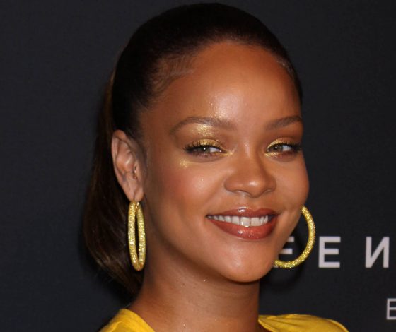 Новый выход Рианны: мы где-то уже это видели!