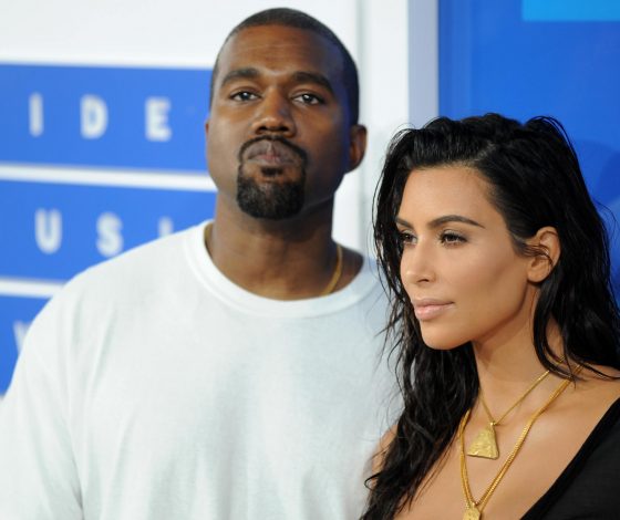 Ребенок Ким Кардашьян и Канье Уэста появится на свет в январе. И это девочка!