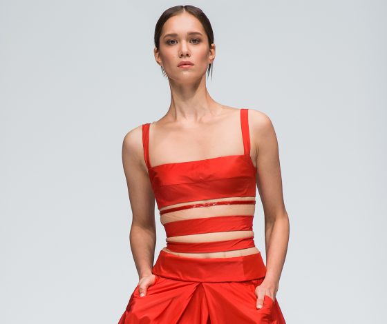 Смотри показ Valentin Yudashkin здесь!