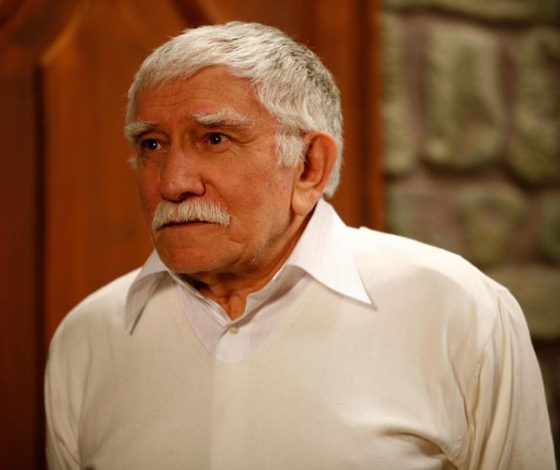 Армена Джигарханяна похитили?! При чем здесь его молодая жена?