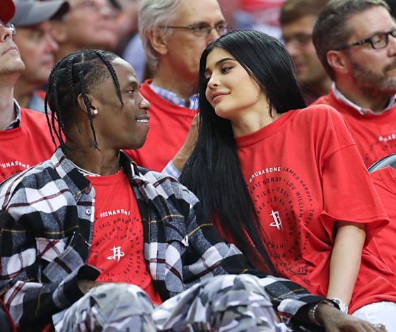 Трэвис Скотт продолжает баловать Кайли. На этот раз подарок за 55 тысяч долларов!