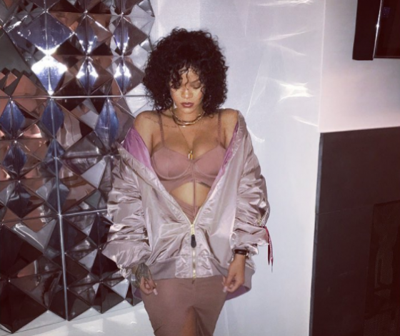 Как сделать кудри, как у Рианны? Совет стилиста