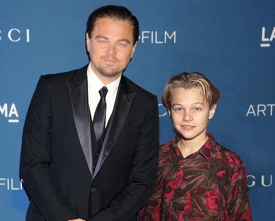 Лучший фотопроект в истории: звезды позируют сами с собой!