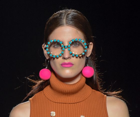 Макияж для очкариков: все секреты здесь