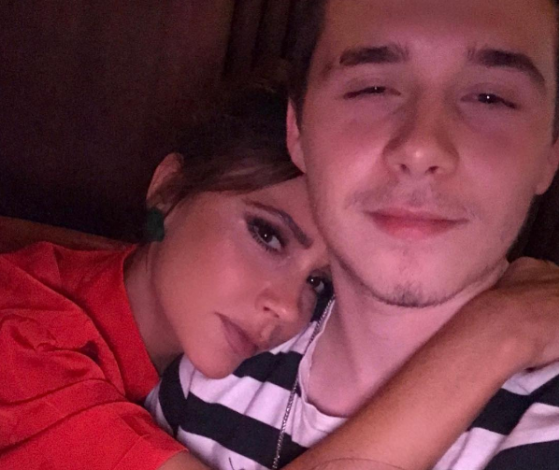 Семейные выходные закончились! Бруклин проводил Викторию Бекхэм в аэропорт