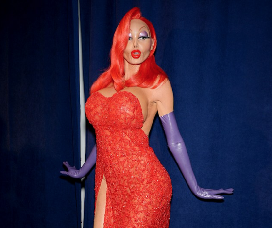 Топ-15 самых сложных и невероятных костюмов звезд на Хэллоуин