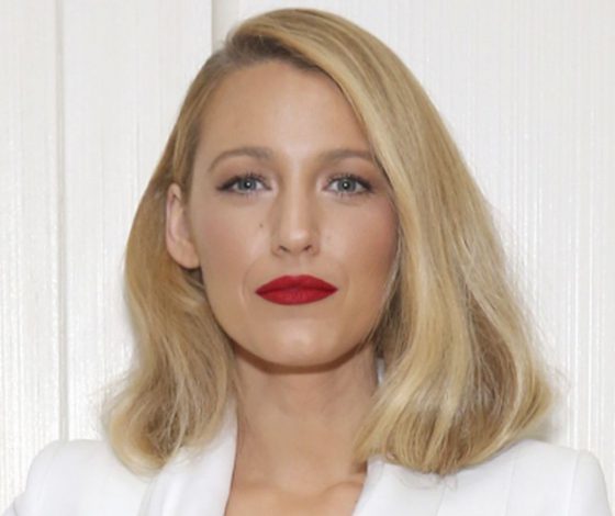 У Блейк Лайвли новая прическа: постриглась или парик?