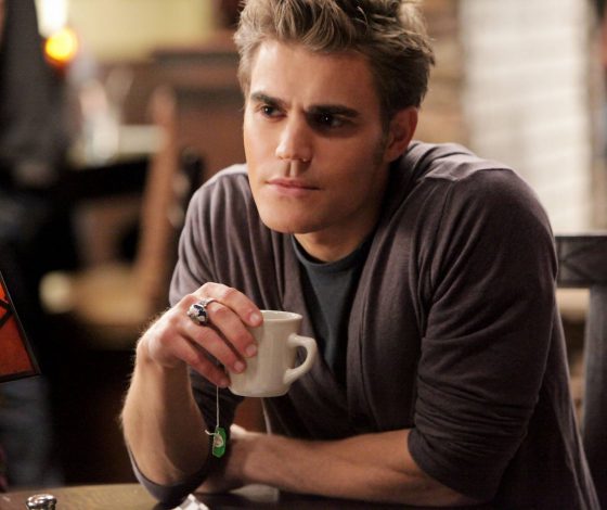 Звезда «Дневников вампира» Пол Уэсли замечен с новой девушкой