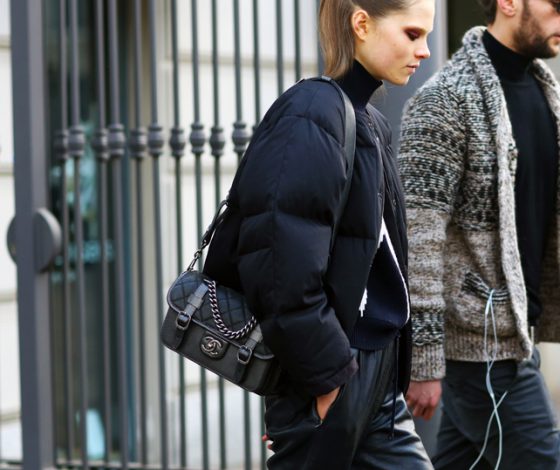 Топ-20 самых крутых черных пуховиков на зиму