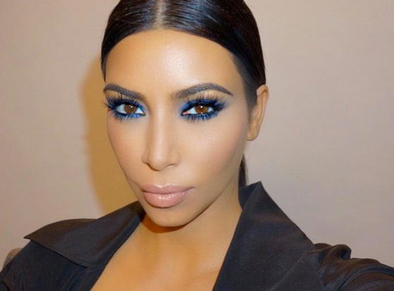 Кажется, Ким Кардашьян очень любит Хэллоуин. Еще два образа!