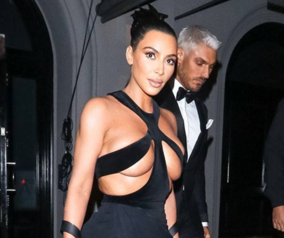 После очередного голого платья Ким Кардашьян: все горячие наряды звезды