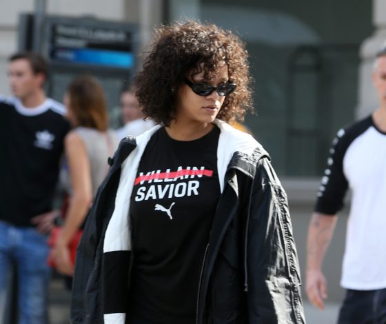 А она приходит в форму! Рианна снова замечена в спортзале