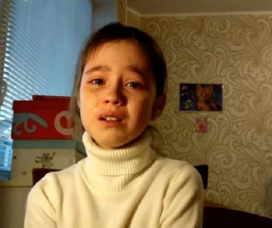 Ты будешь плакать. 10-летнюю блогершу довели до слез: никто не пришел на фан-встречу