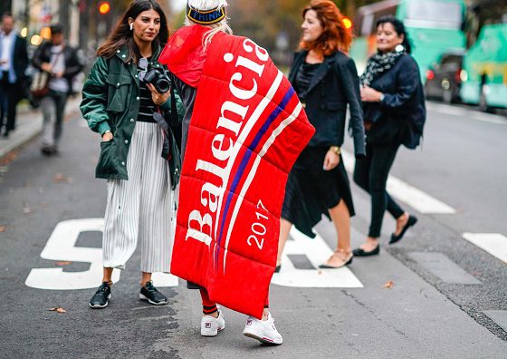 Gucci, подвинься! Звание самого популярного бренда досталось Balenciaga
