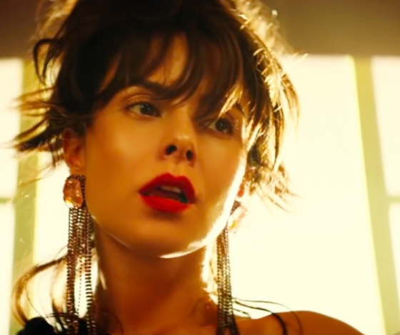 Настя Каменских выпустила первый сольный клип!