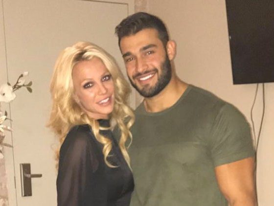 Первая годовщина! Самые милые фото Бритни Спирс и Сэма Асгари