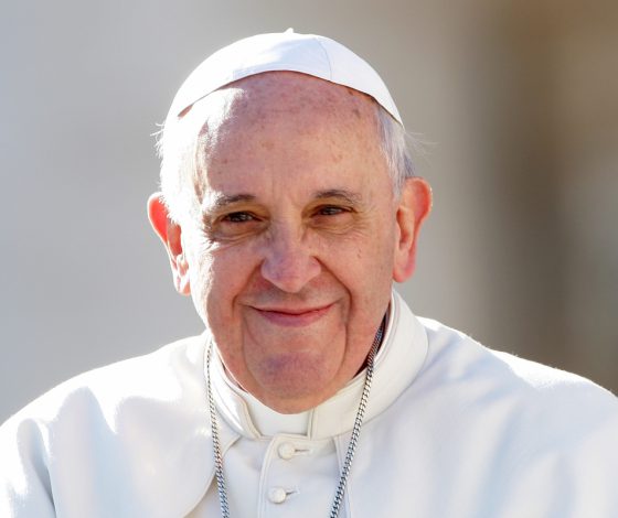 Lamborghini подарили Папе Римскому новый суперкар!