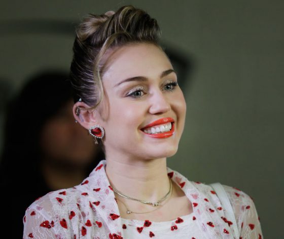 Этим нас уже не удивишь! Фото обнаженной Майли Сайрус утекли в Сеть